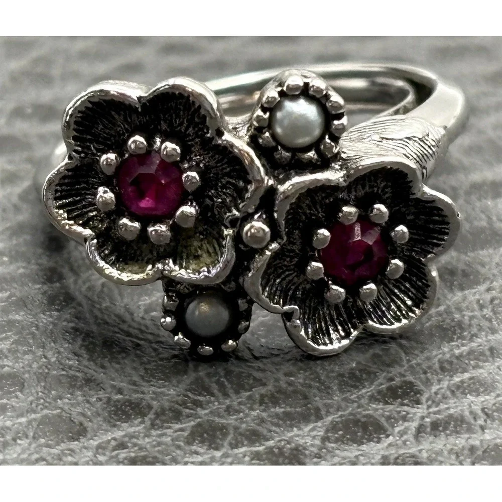Avon this charming